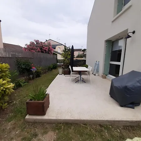 Maison *